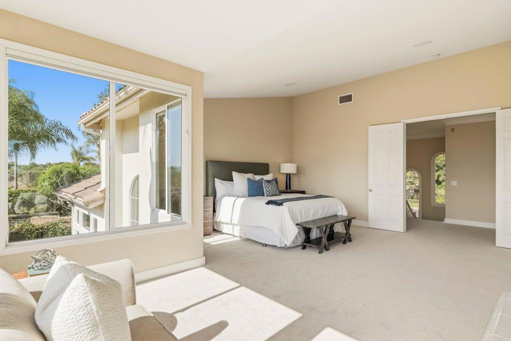 6223 Paseo Colina