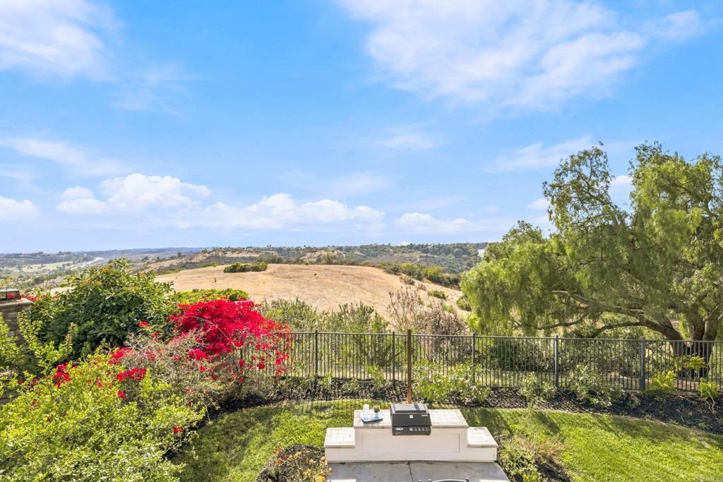 6223 Paseo Colina