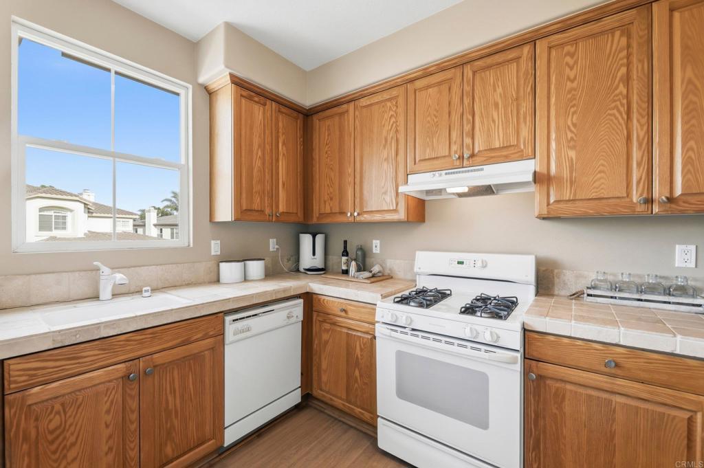 6223 Paseo Colina