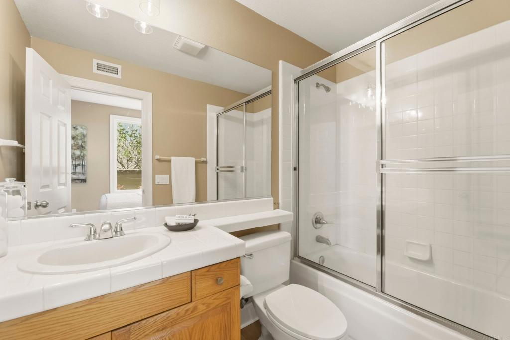 6223 Paseo Colina