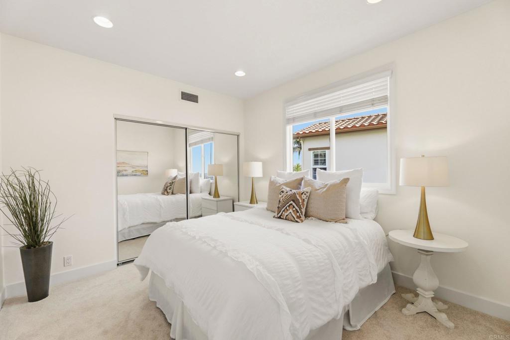 6223 Paseo Colina