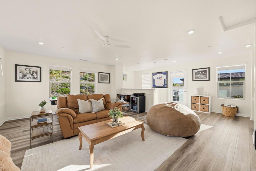 1811 Red Willow Way