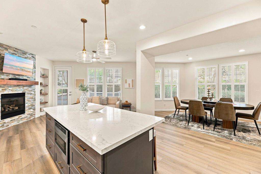 4792 Beachwood Court
