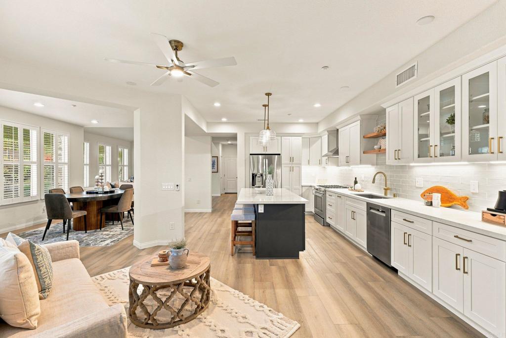 4792 Beachwood Court