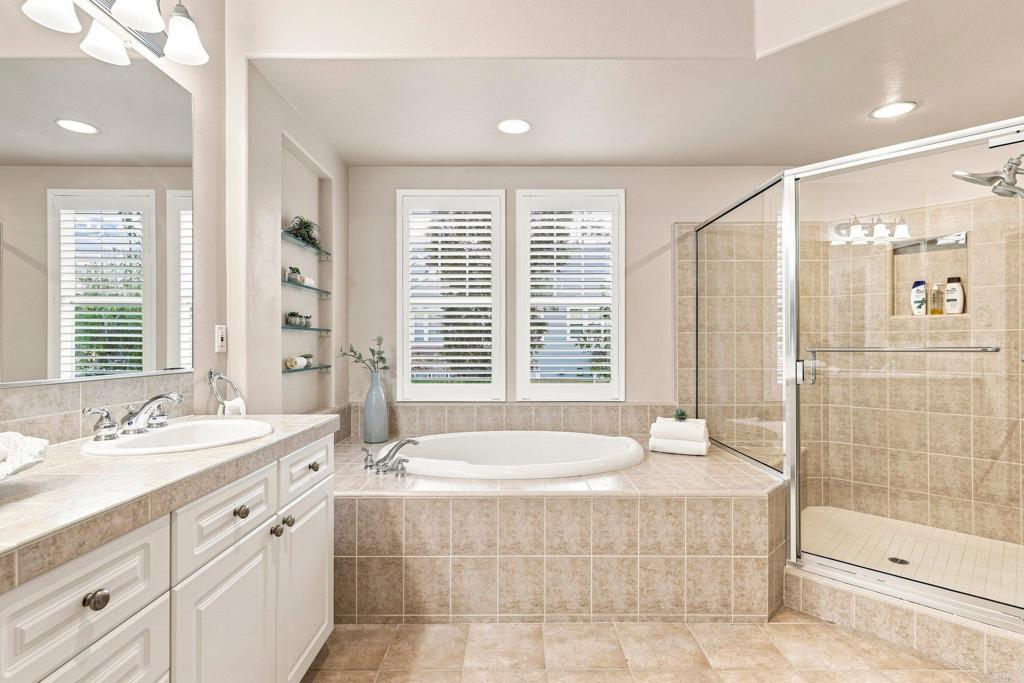 4792 Beachwood Court