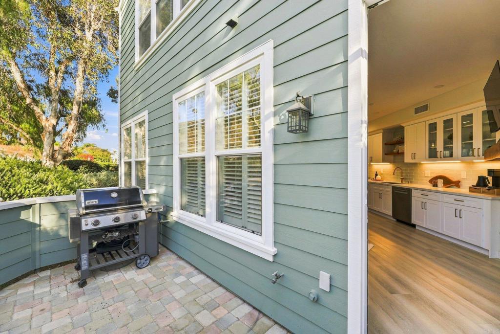 4792 Beachwood Court