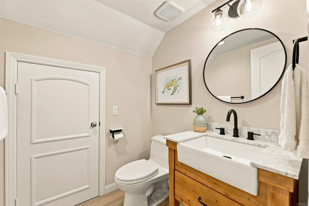 4792 Beachwood Court