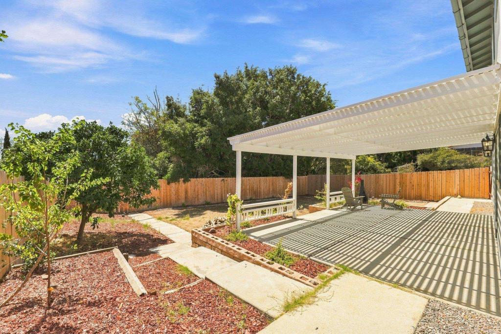 361 E Indian Rock Road