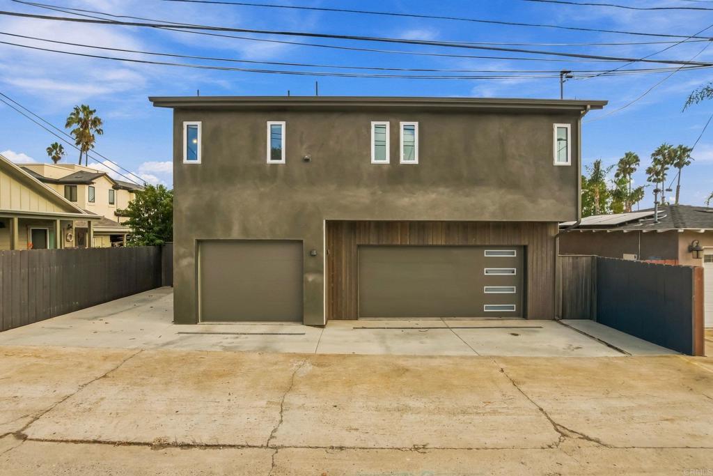 1236 Chalcedony Street