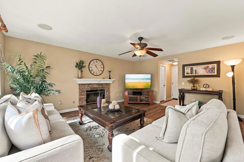 316 Spring Canyon Way