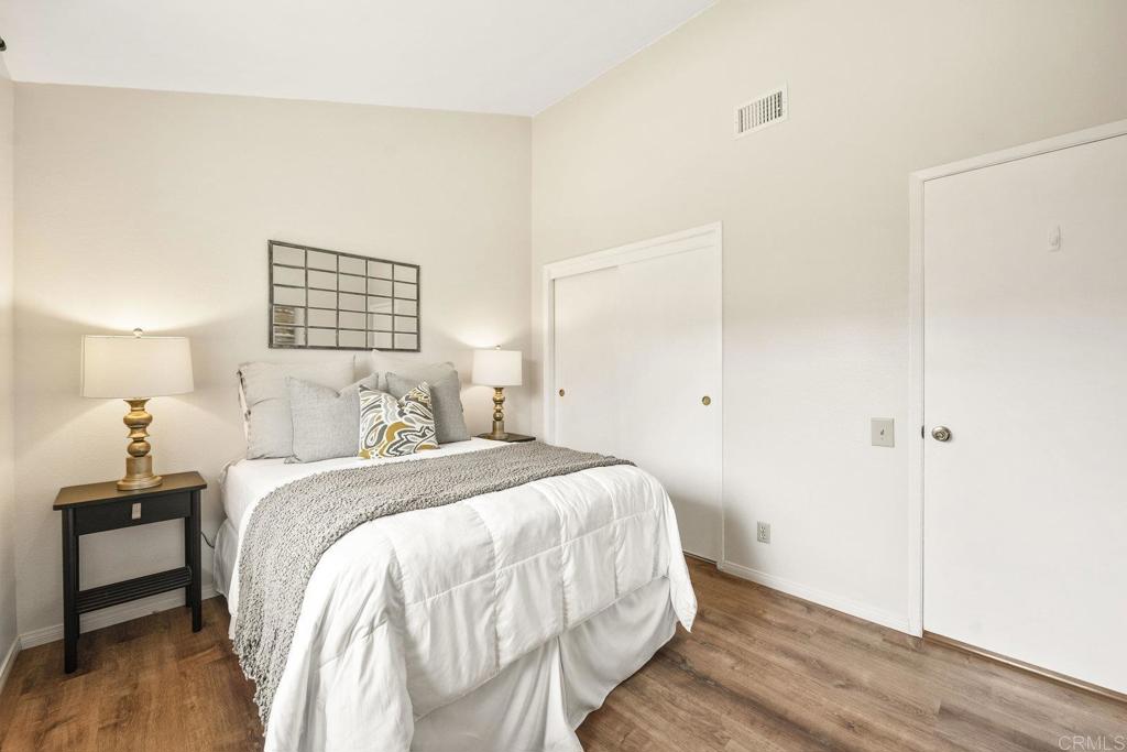 3755 Vista Campana N 53