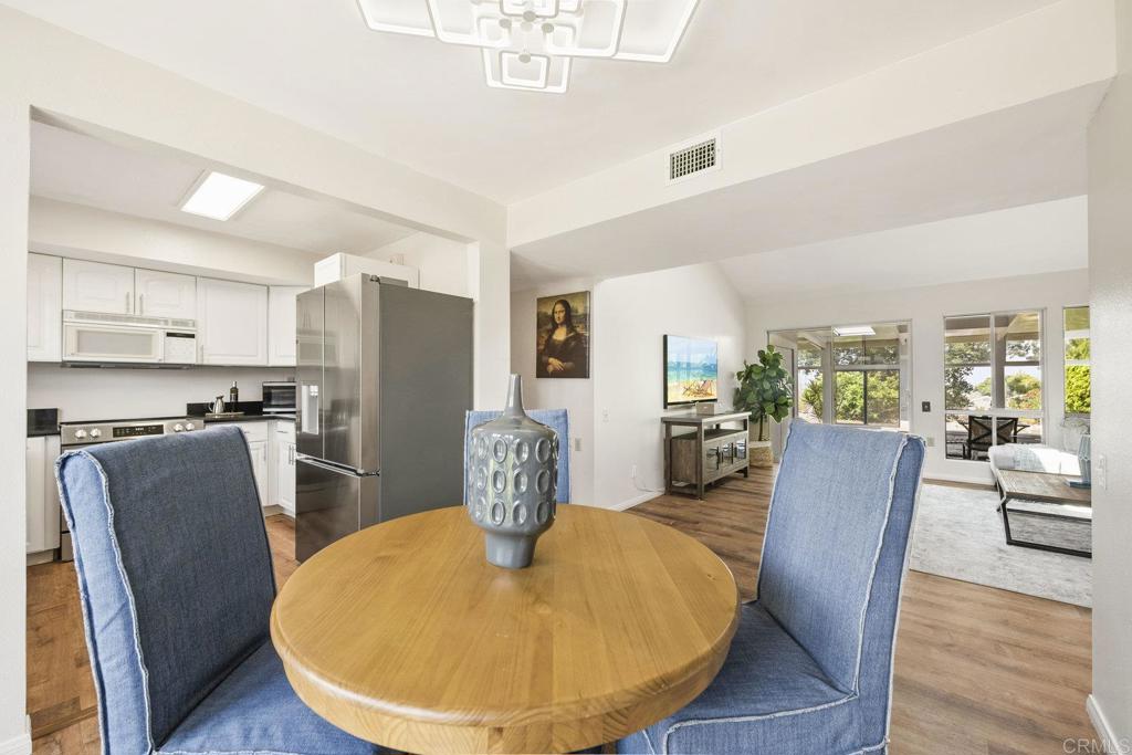 3755 Vista Campana N 53