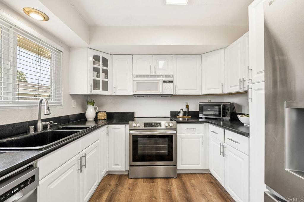 3755 Vista Campana N 53