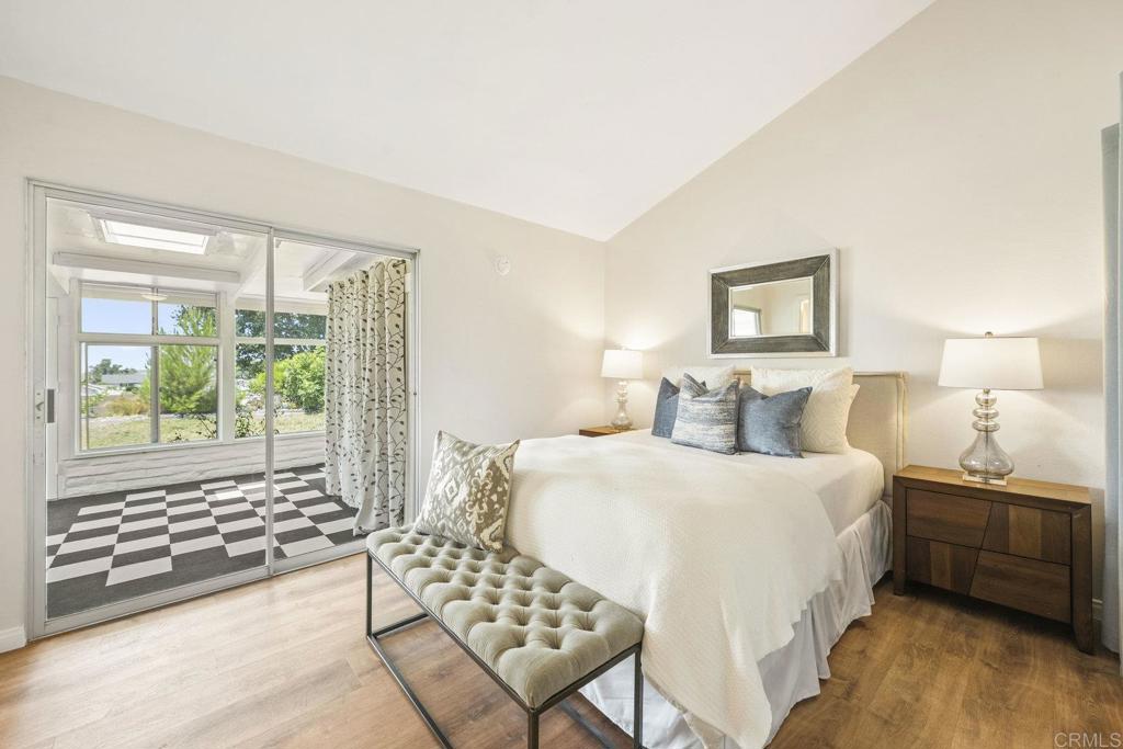 3755 Vista Campana N 53