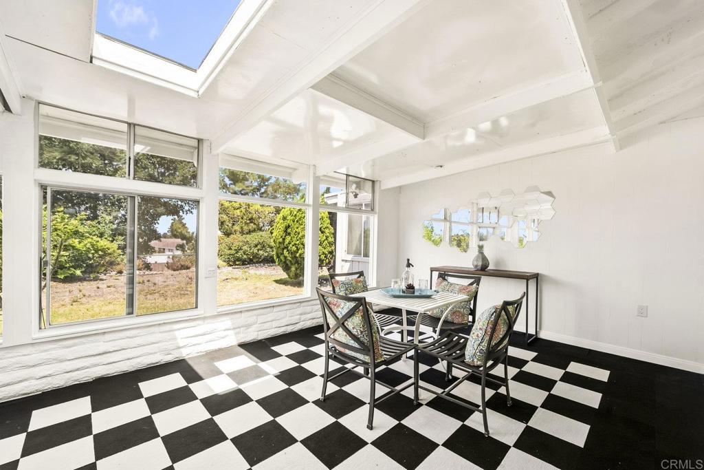 3755 Vista Campana N 53