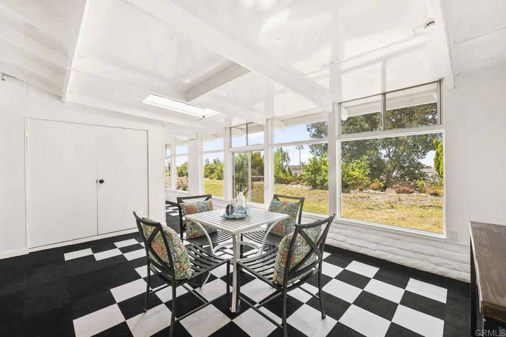 3755 Vista Campana N 53