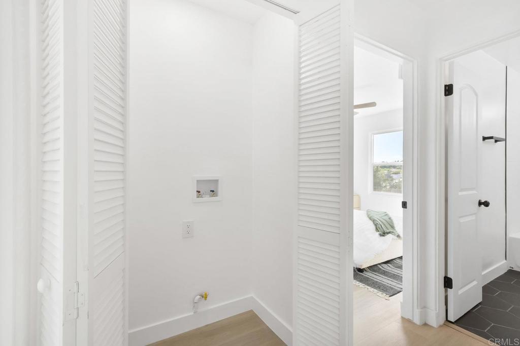 444 La Presa Avenue