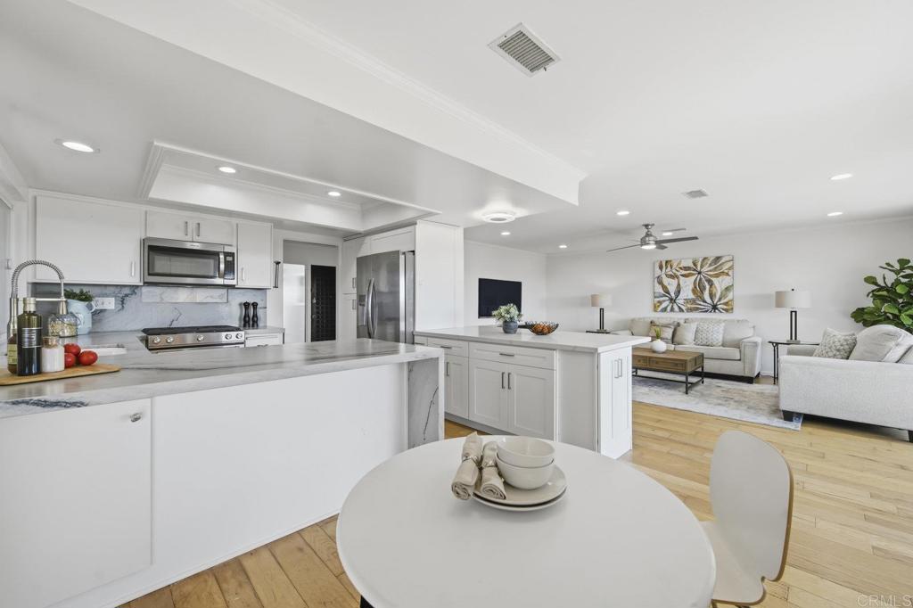 3890 Vista Campana S 39