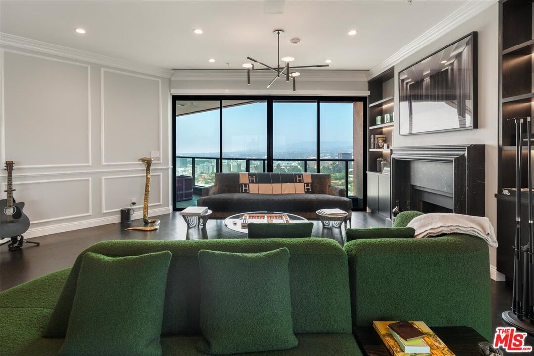 10490 Wilshire Blvd Unit: 2604