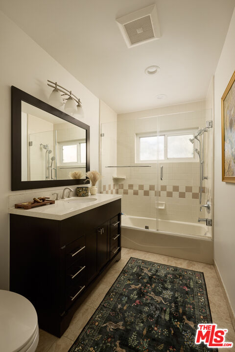 3964 Fredonia Dr