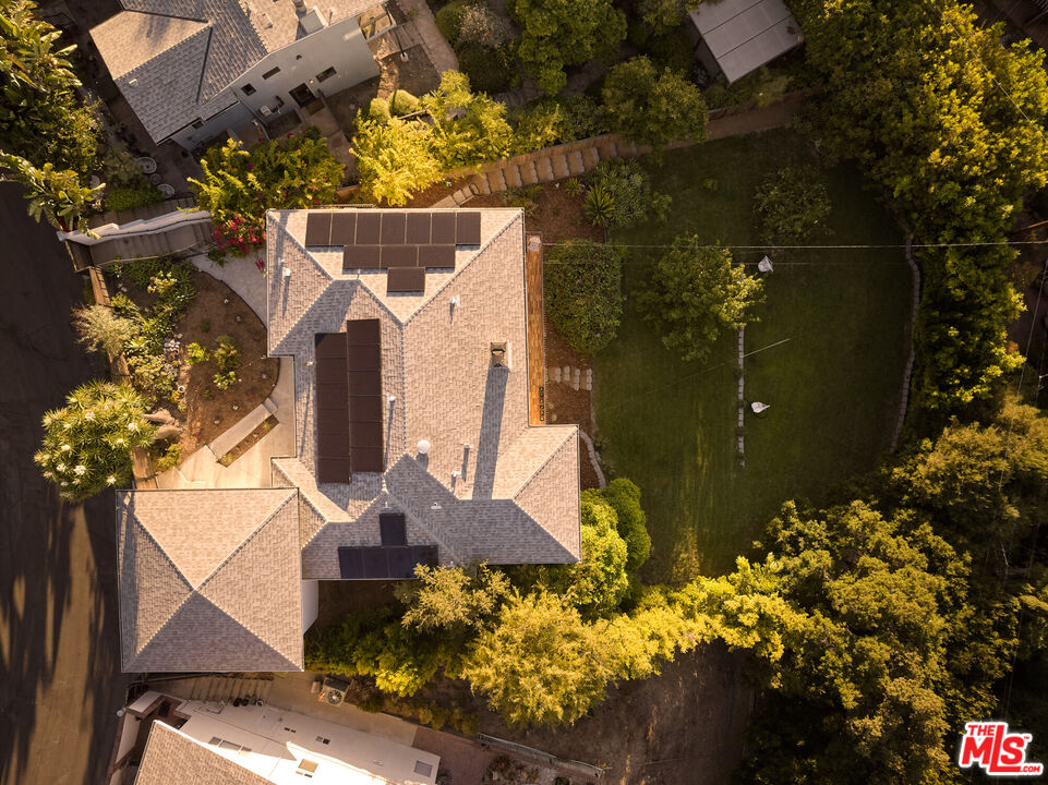 3964 Fredonia Dr