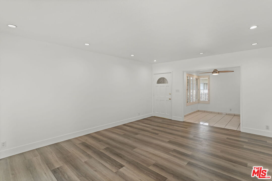 530 Evergreen St Unit: 9