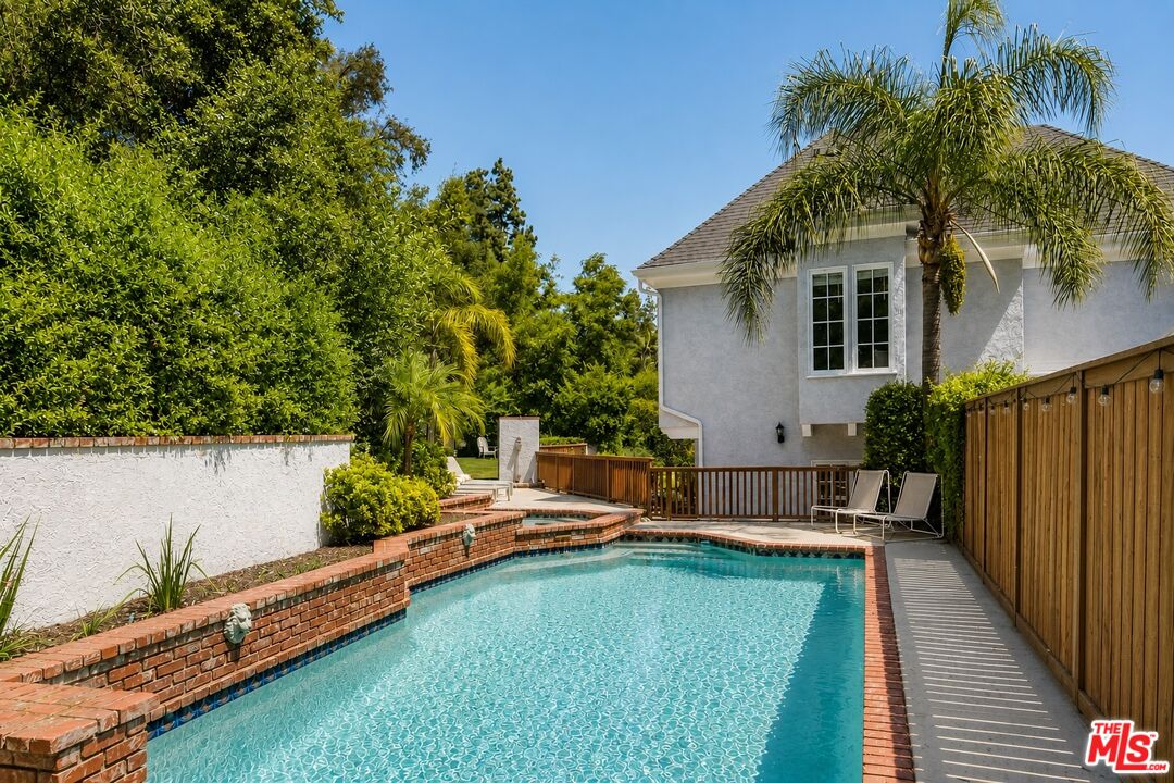 3891 Sepulveda Blvd