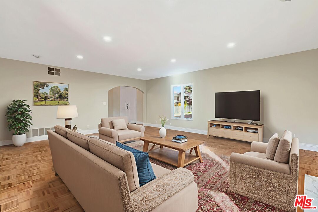 16608 Park Lane Cir