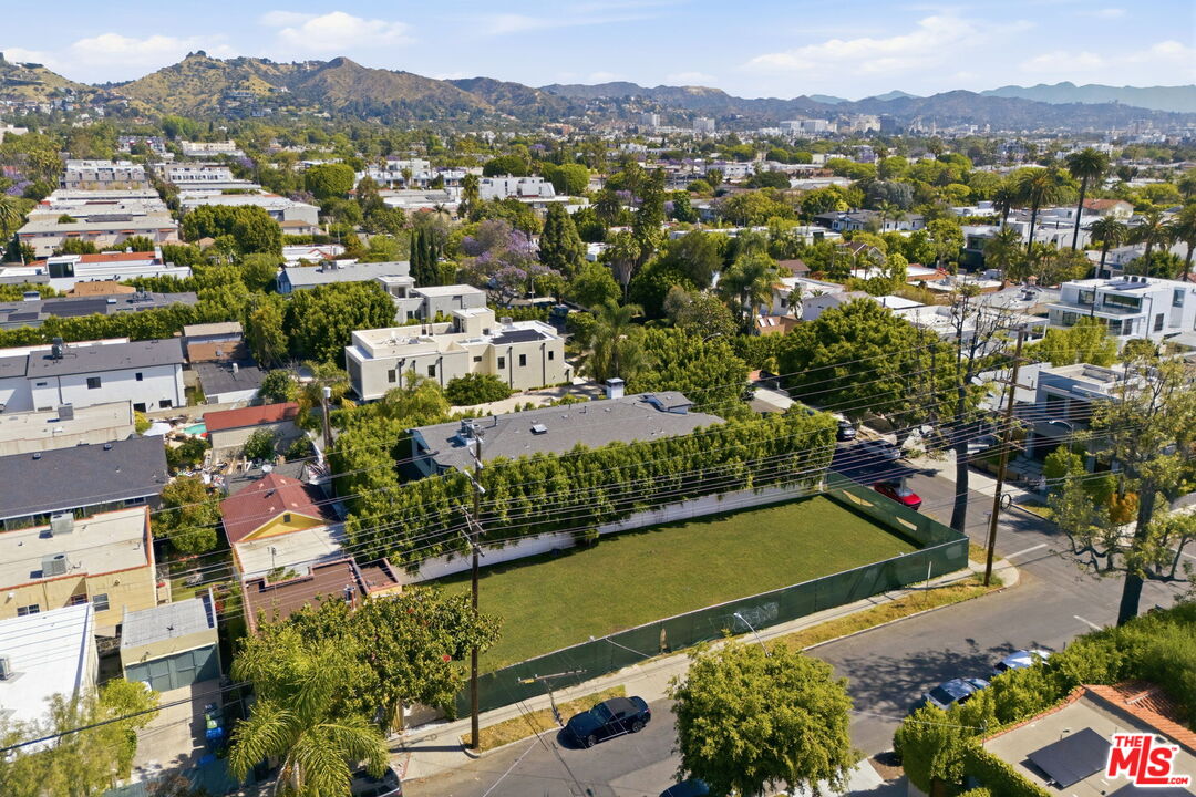 803 N Ogden Dr