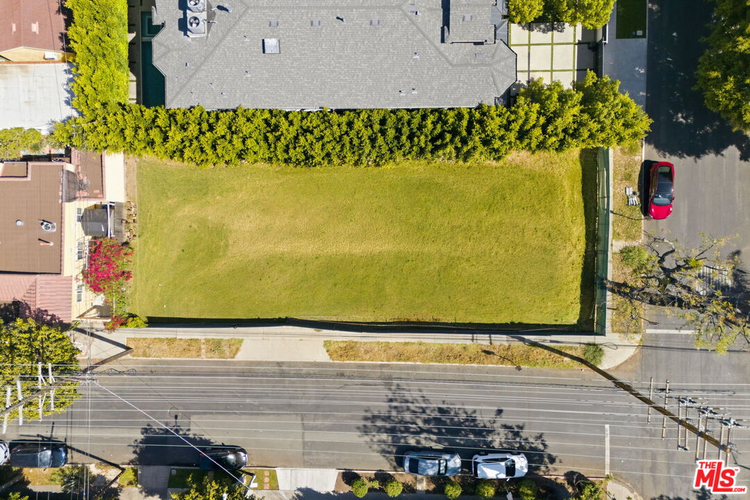 803 N Ogden Dr