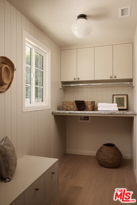 11332 Chenault St