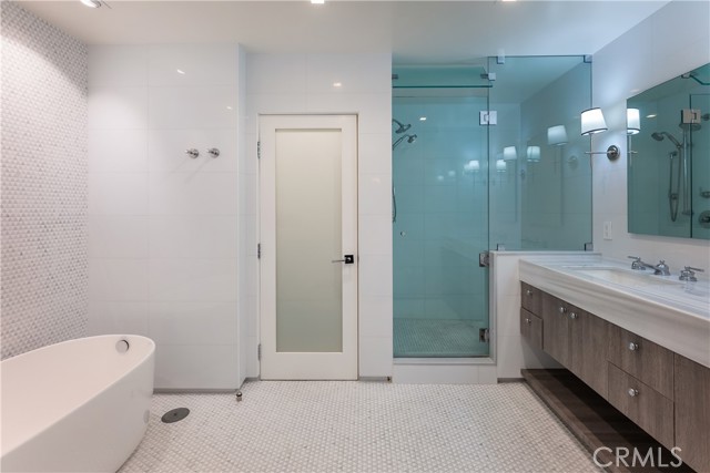 1333 S Beverly Glen BLVD Unit: 901