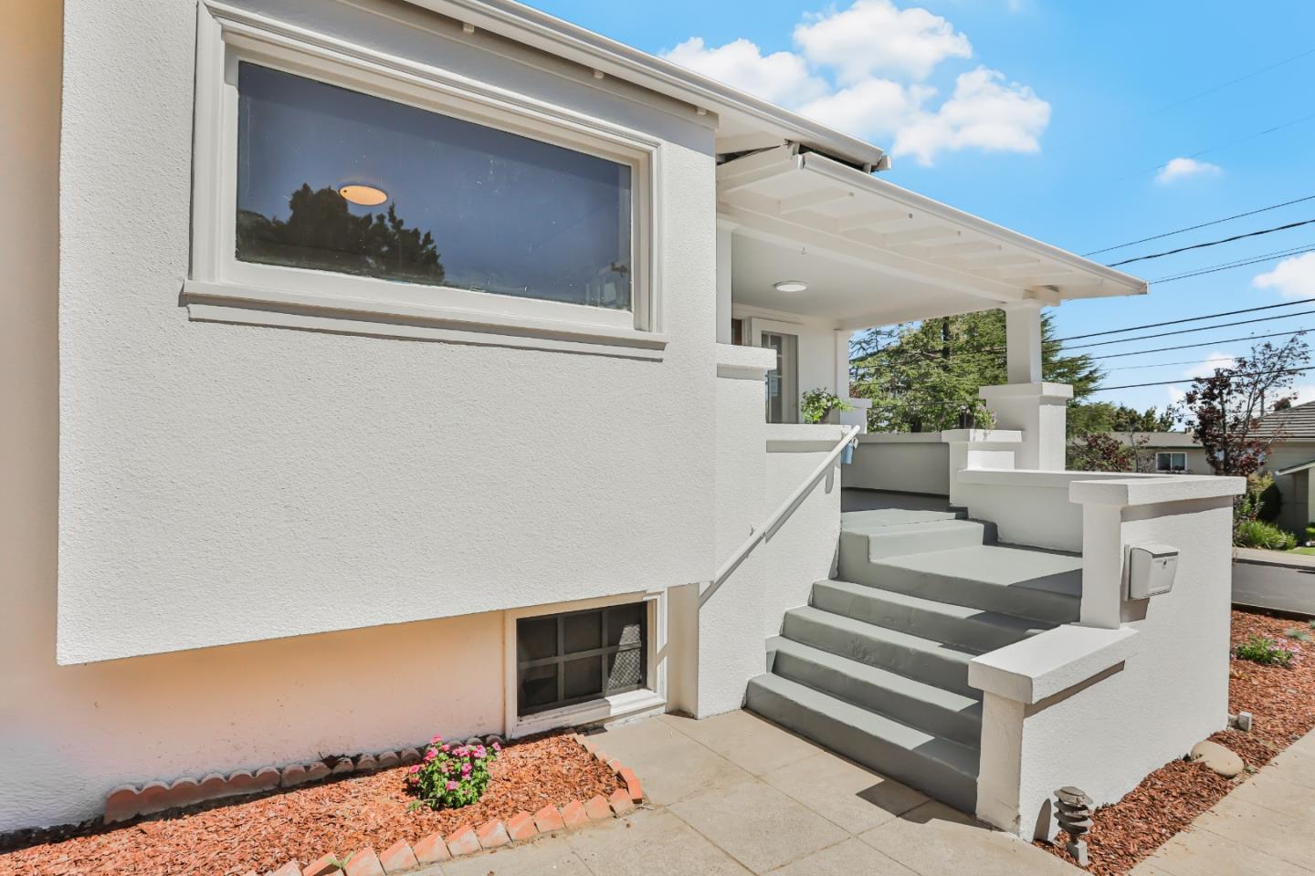 1318 Magnolia AVE