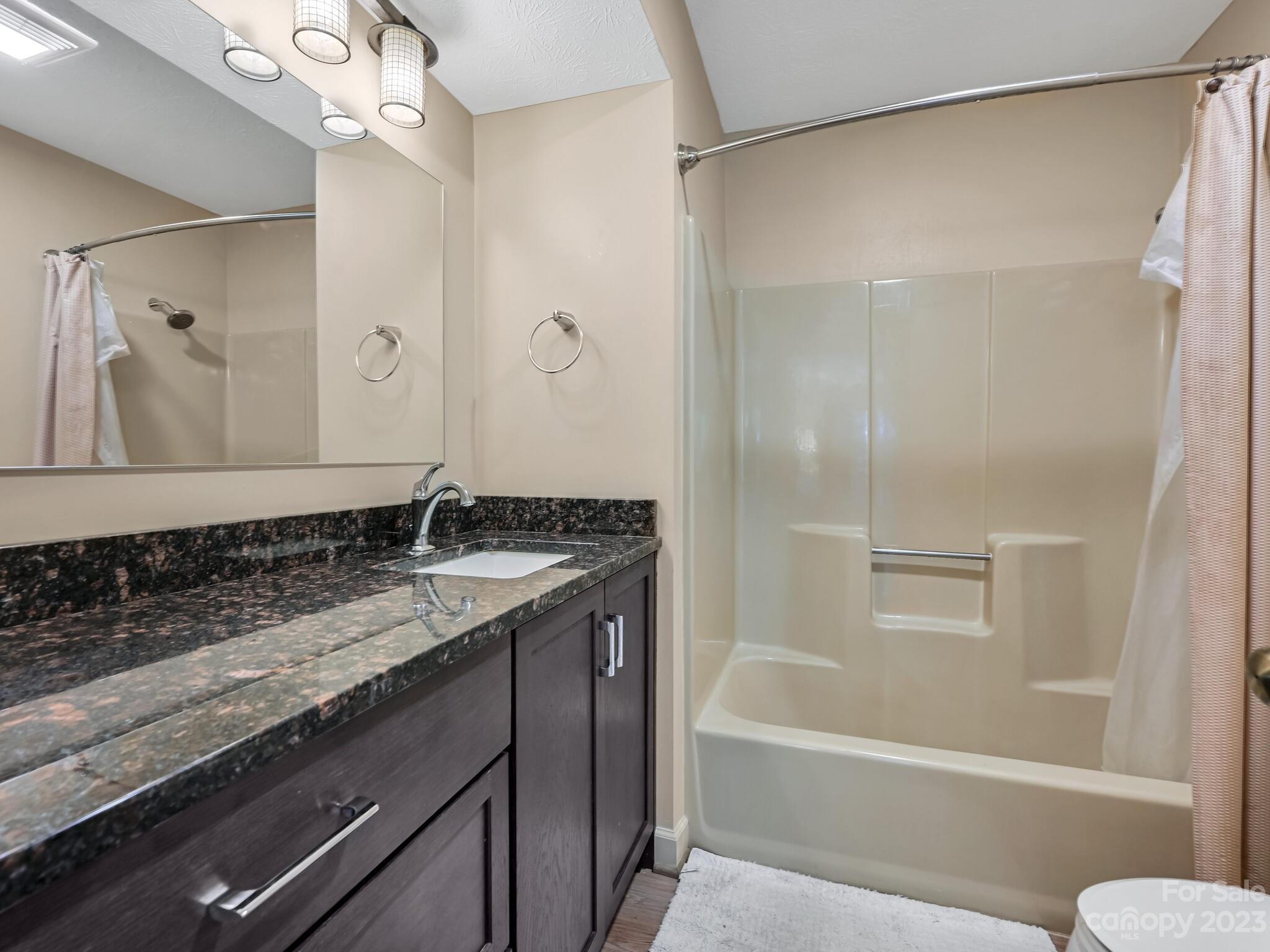 19 Ravencroft Lane Unit: C 19