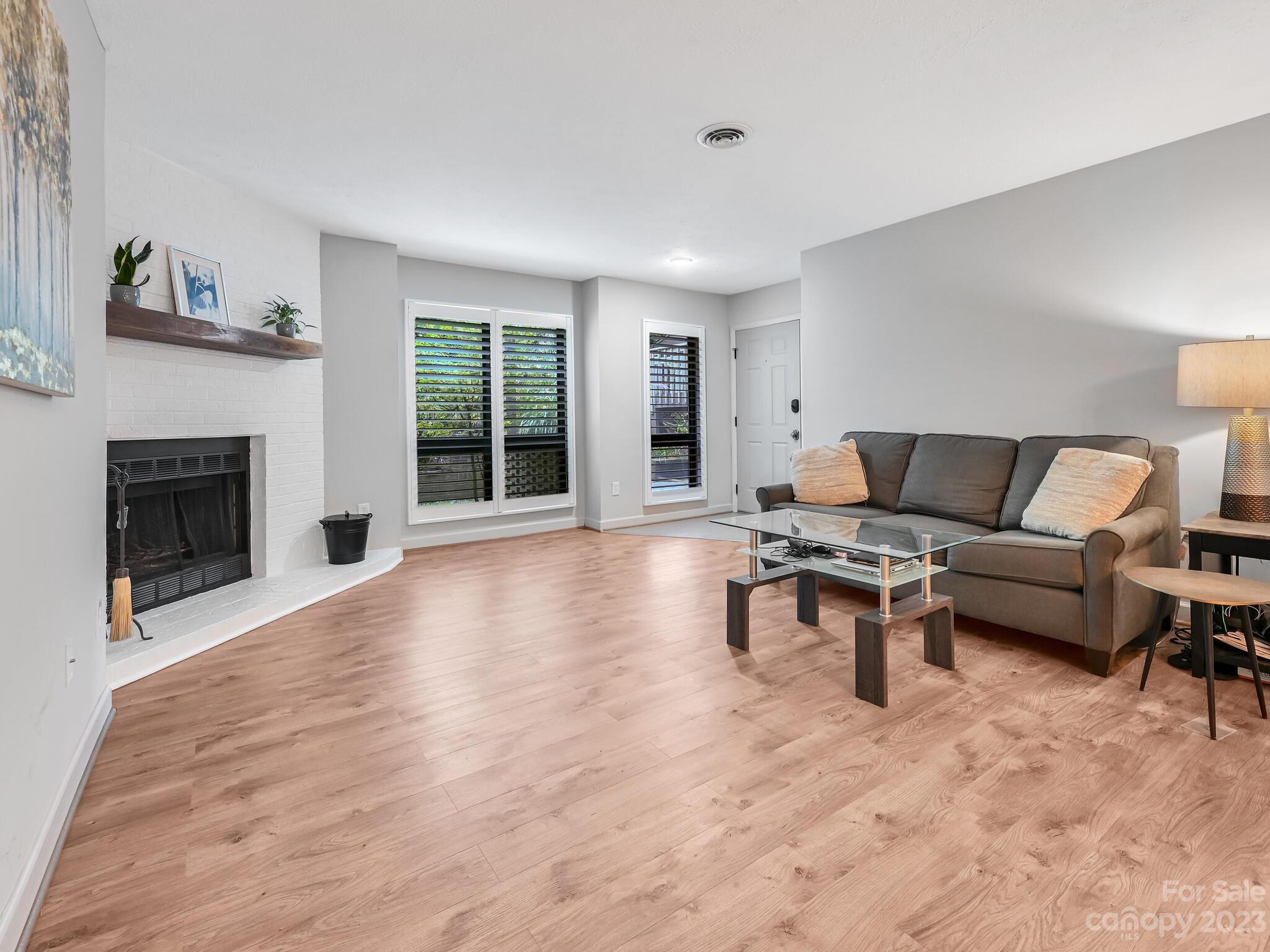 19 Ravencroft Lane Unit: C 19