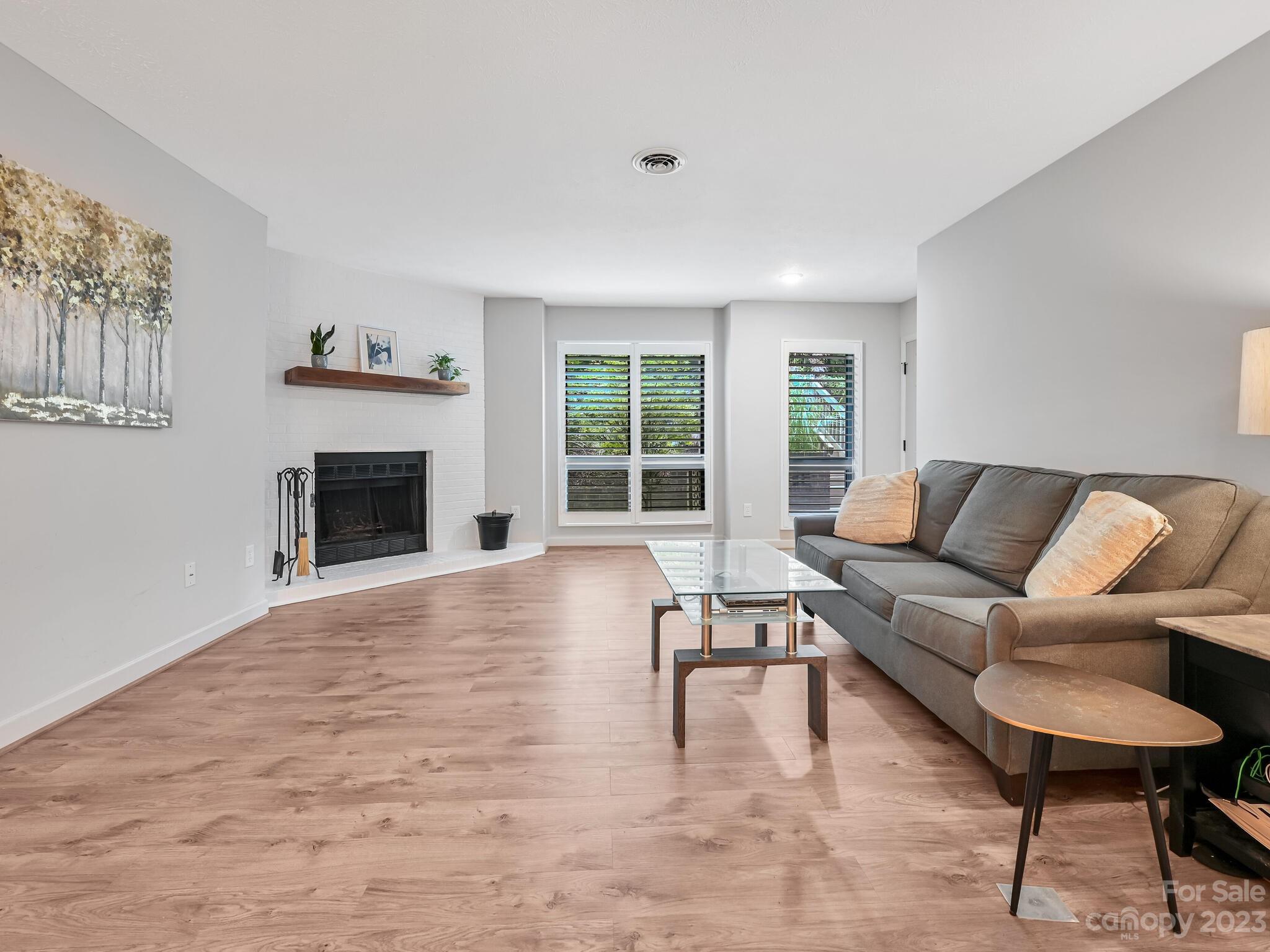 19 Ravencroft Lane Unit: C 19