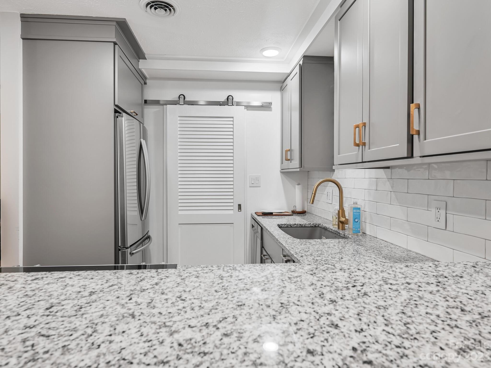 19 Ravencroft Lane Unit: C 19