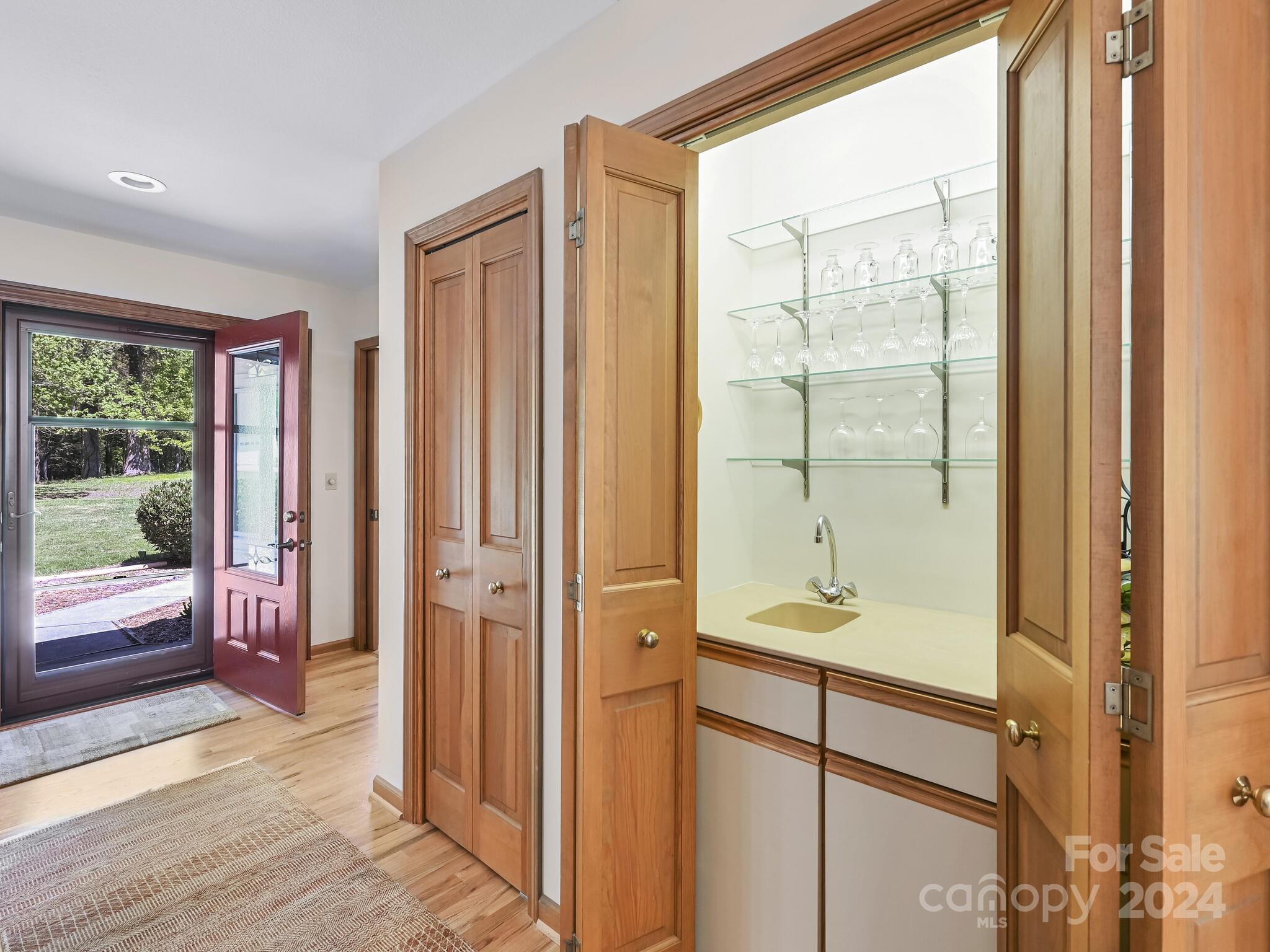 3940 Laurel Park Highway