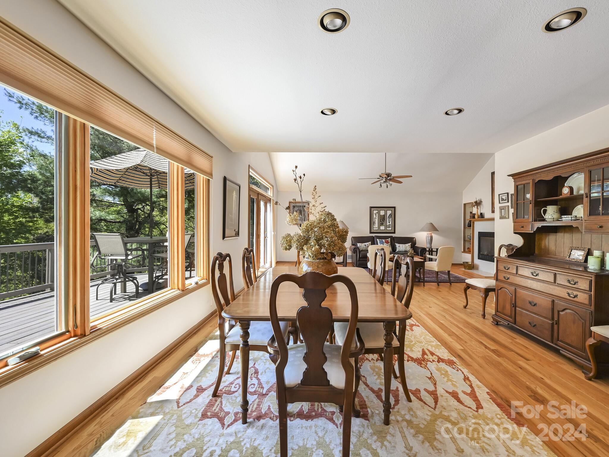 3940 Laurel Park Highway