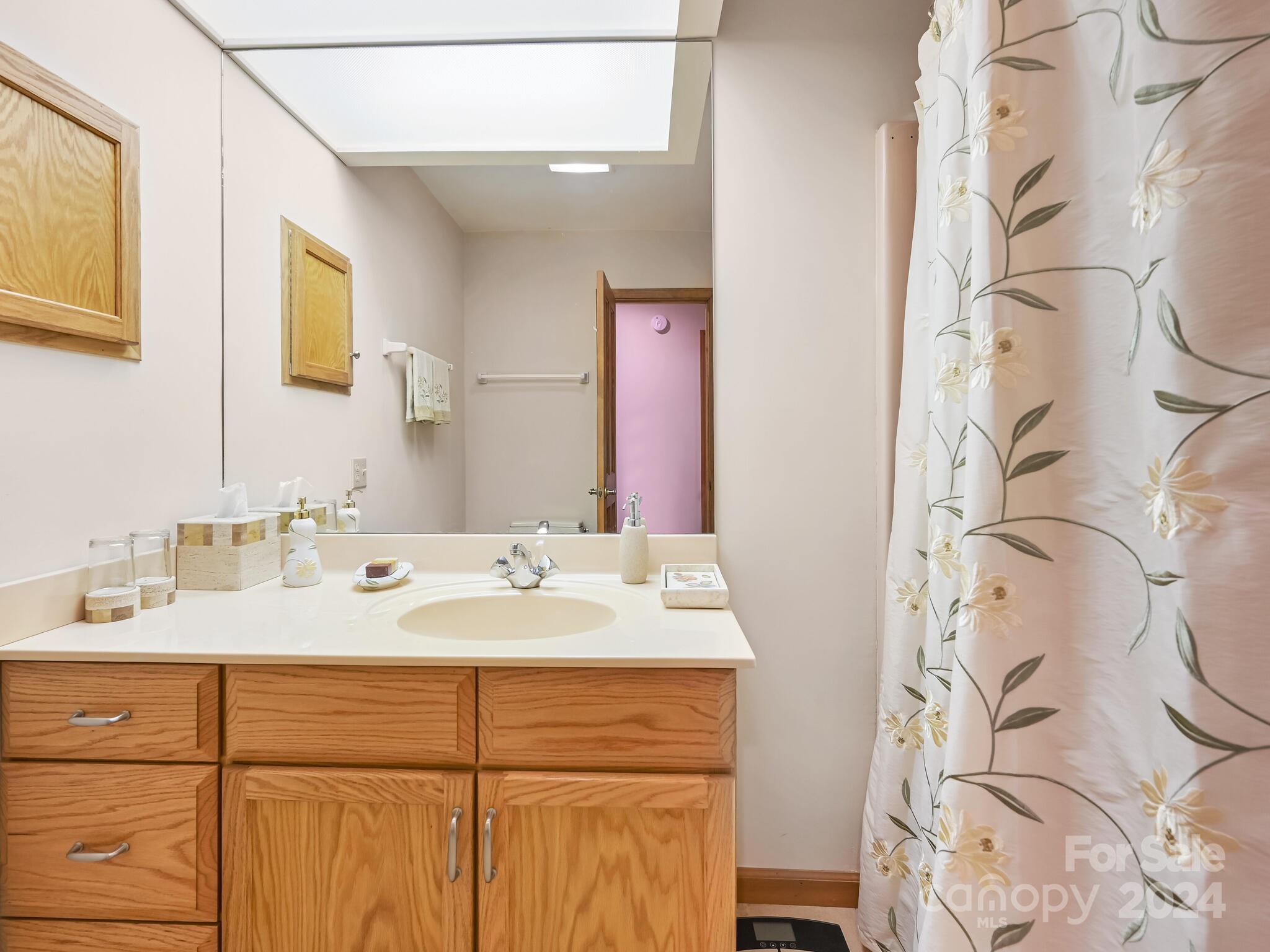 3940 Laurel Park Highway