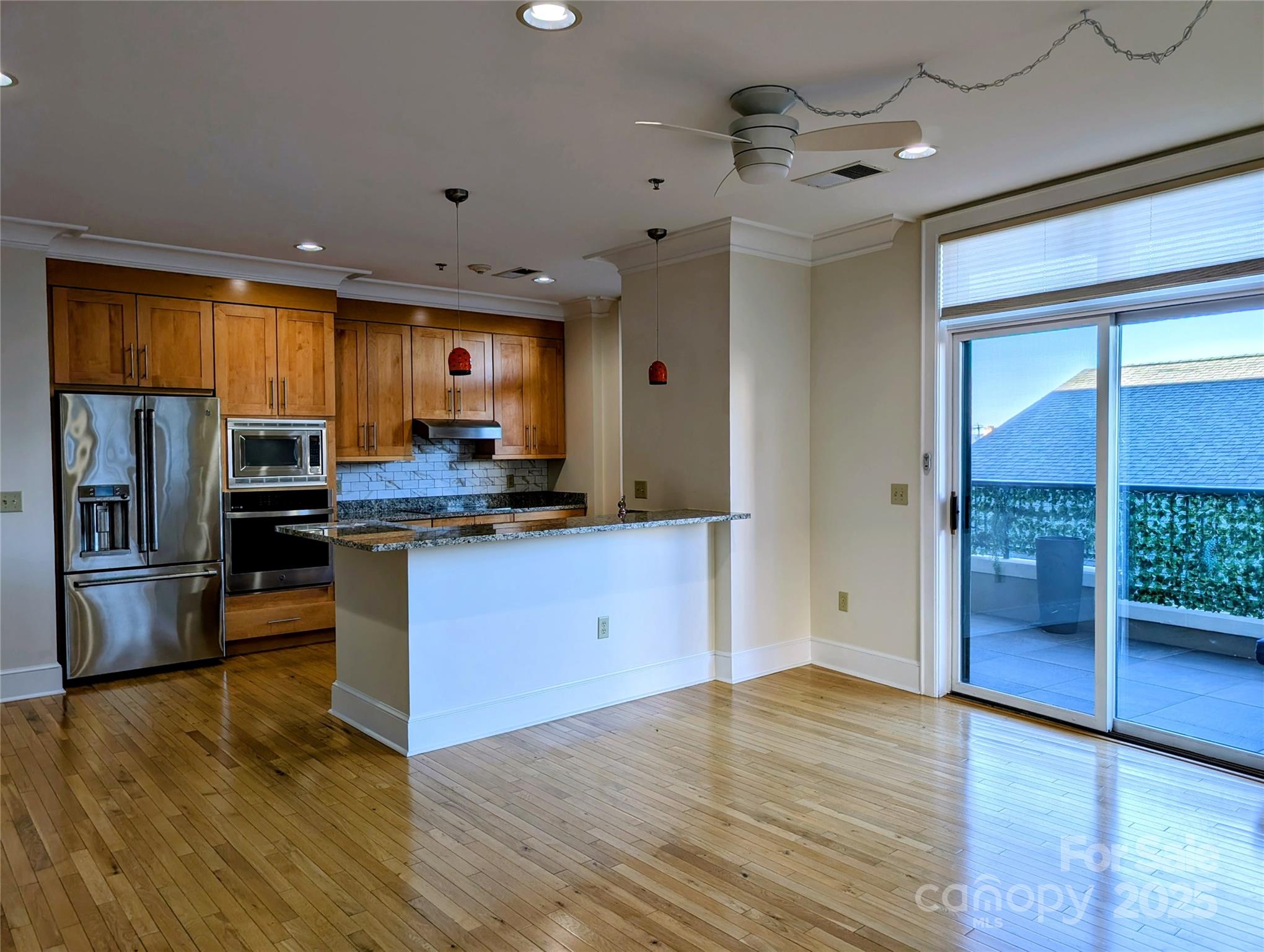 21 Battery Park Avenue Unit: 406