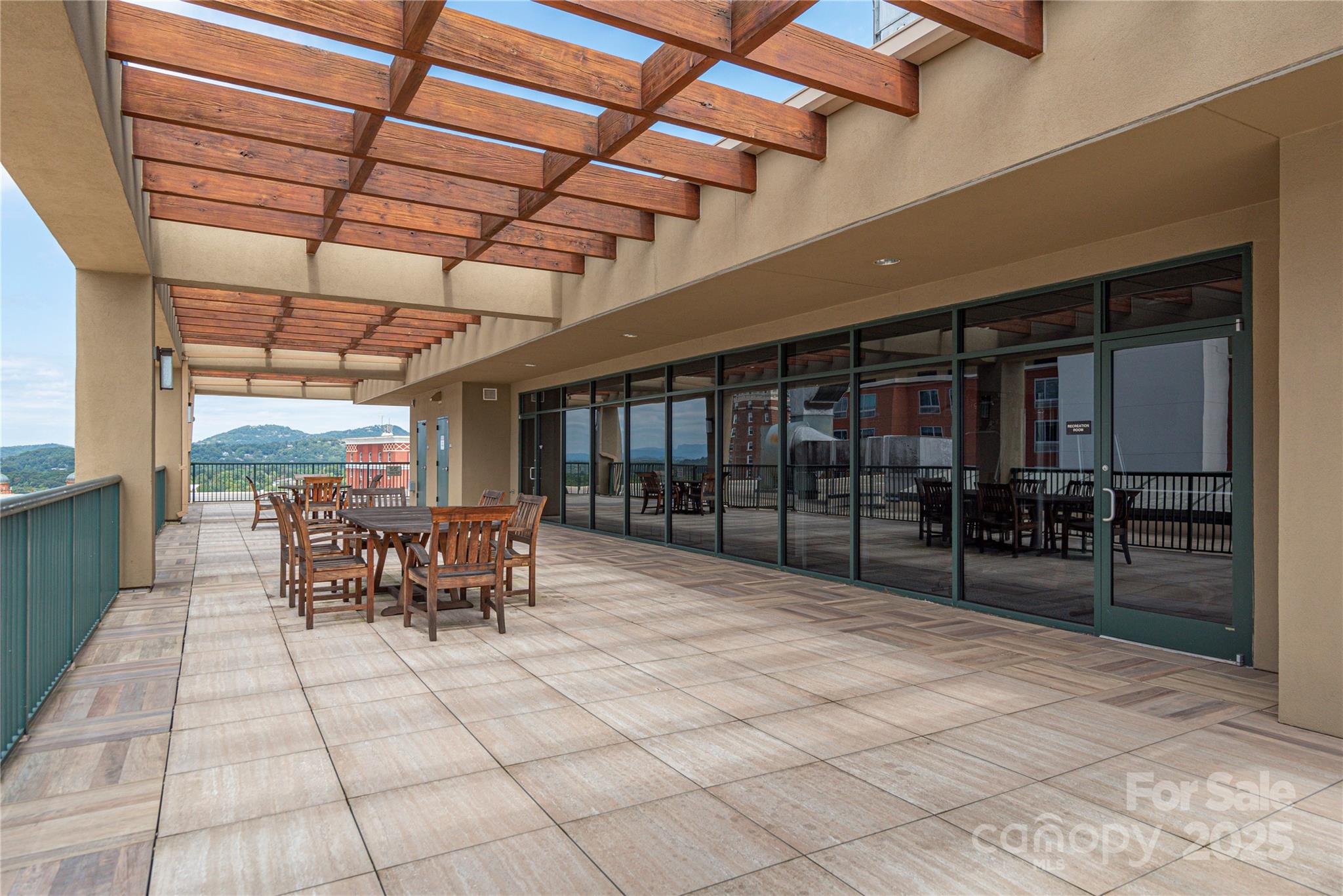 21 Battery Park Avenue Unit: 406