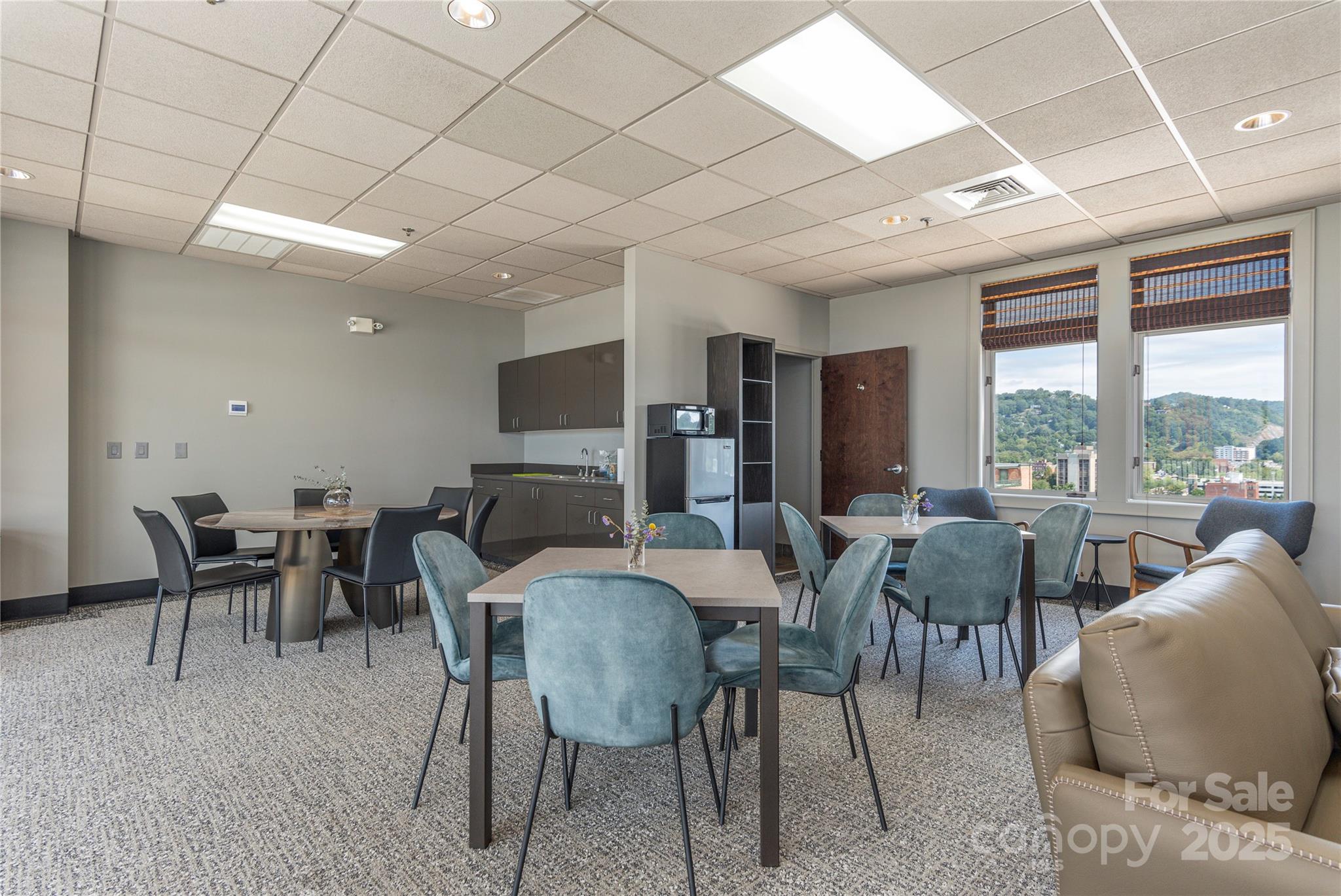 21 Battery Park Avenue Unit: 406