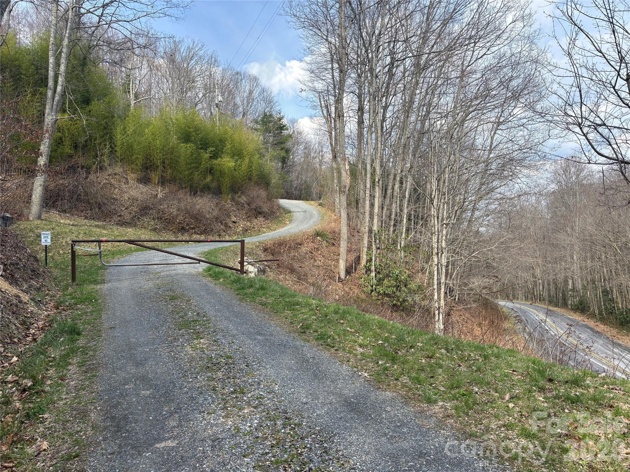 (South Lot) Meadow Fork Road