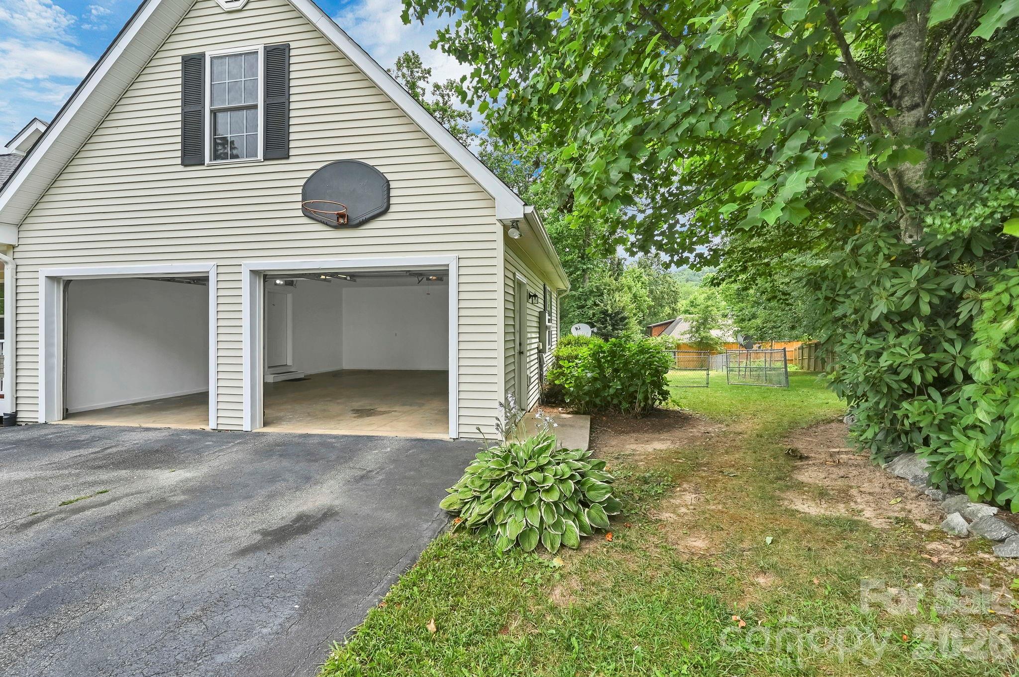 51 Jericho Ridge Road