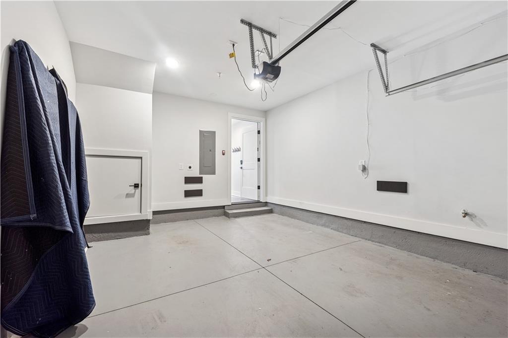 75 Boulevard NE Unit 11