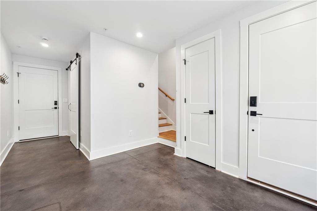 75 Boulevard NE Unit 11