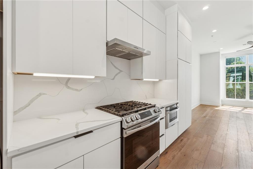 75 Boulevard NE Unit 11