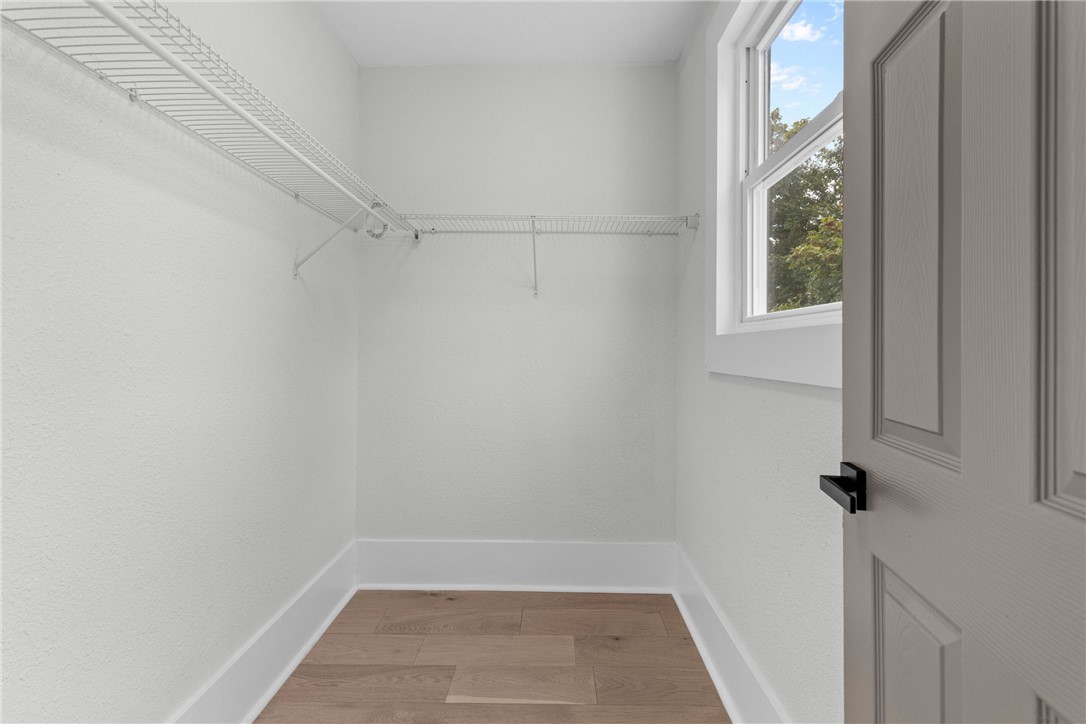 26 Rowley St Apt #2