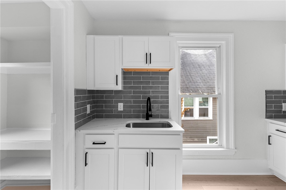 26 Rowley St Apt #2